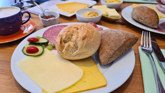 BookNoFees: Restaurant – Cafe Kaffeeklatsch – Meinerzhagen – Cafe Kaffeeklatsch, photo 3