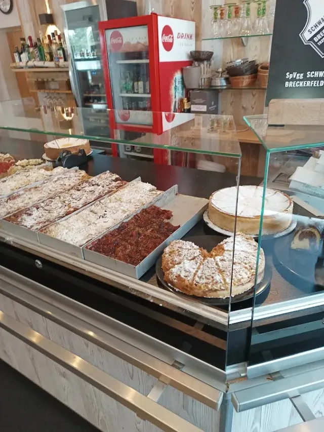 BookNoFees: Restaurant – Café Konditorei Hoyer – Breckerfeld – Hoyer Café and Pastry Shop, photo 2
