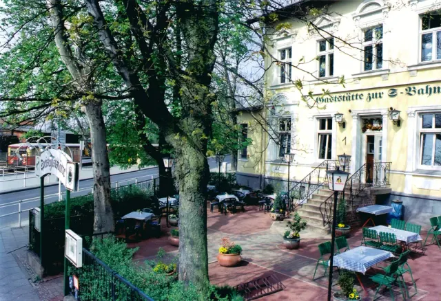 BookNoFees: Restaurant – Restaurant „Zur S-Bahn“ – Berlin – "Zur S-Bahn" Restaurant, photo 3