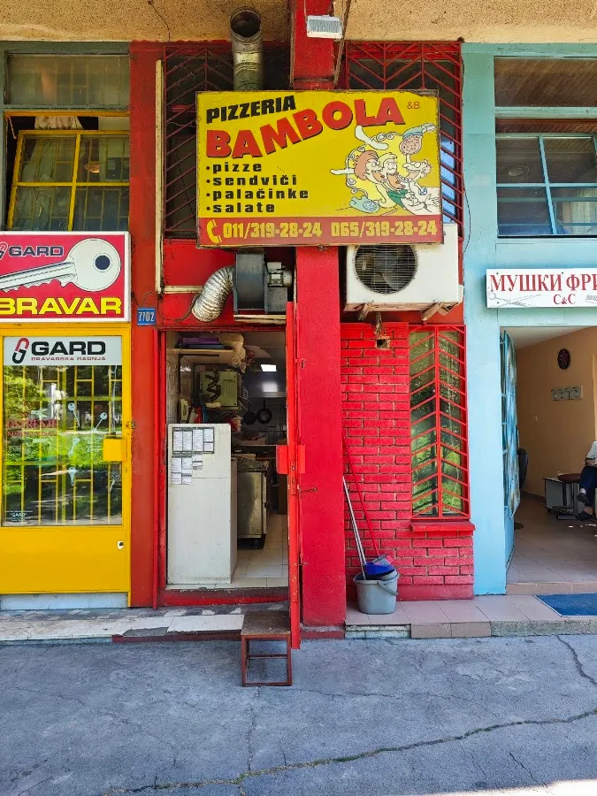 BookNoFees: Snack bar – Bambola – Belgrade – The first day, photo 1