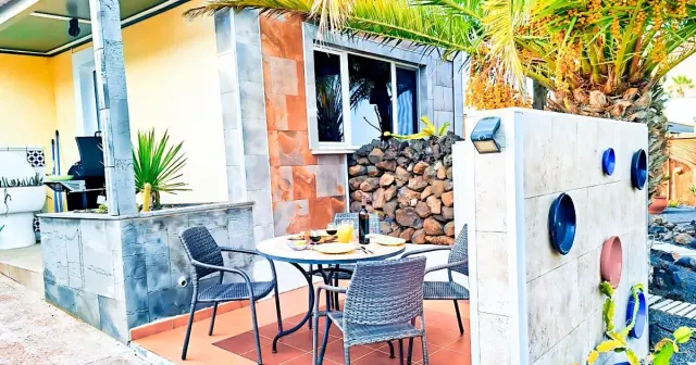 BookNoFees vacation rental in La Asomada – Entire tiny house in La Asomada