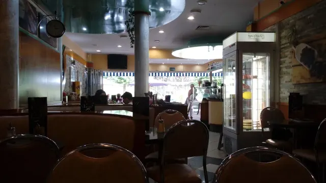BookNoFees: Restaurant – Eiscafé Valentino – Werdohl – Eiscafé Valentino, photo 2
