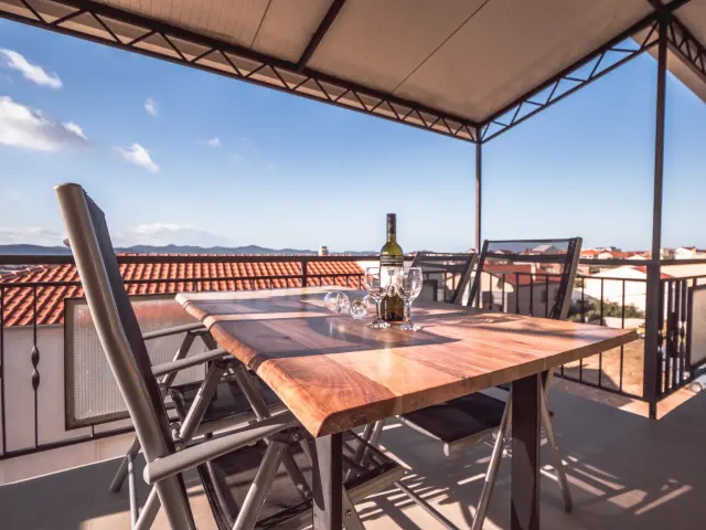 BookNoFees: Štefo's Ocean View – Zadar