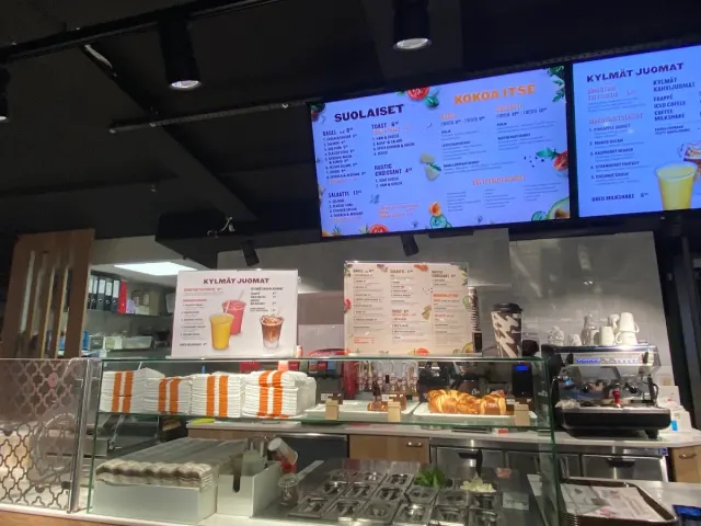 BookNoFees: Café – Arnolds – Helsinki – Arnolds, photo 3