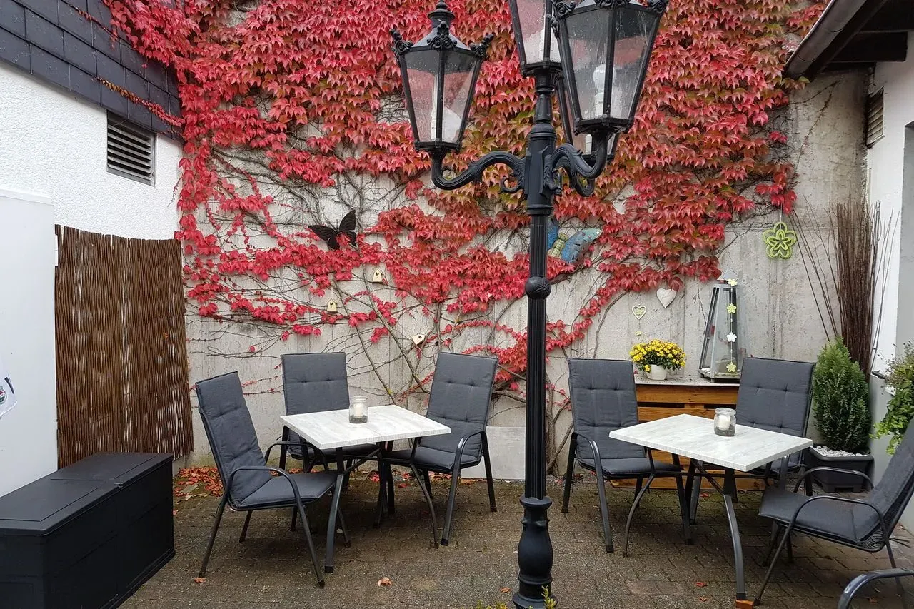 BookNoFees: Restaurant – Peters Peters – Hemer – Peters Peters, photo 1