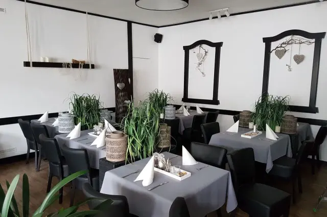 BookNoFees: Restaurant – Peters Peters – Hemer – Peters Peters, photo 3