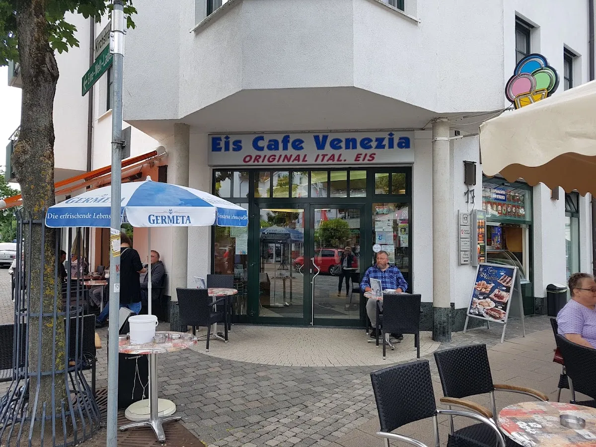 BookNoFees: Ice cream – Casto Fabio Italienisches Eiscafé – Marsberg – Casto Fabio Italian Ice Cream Parlor, photo 1
