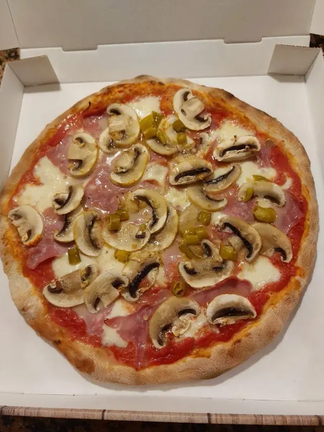 BookNoFees: Restaurant – Pizzeria Sorrento – Witten – Sorrento Pizzeria, photo 3