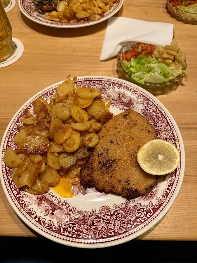 BookNoFees: Restaurant – Stratmann Gaststätte – Bad Wünnenberg – Stratmann Restaurant, photo 1
