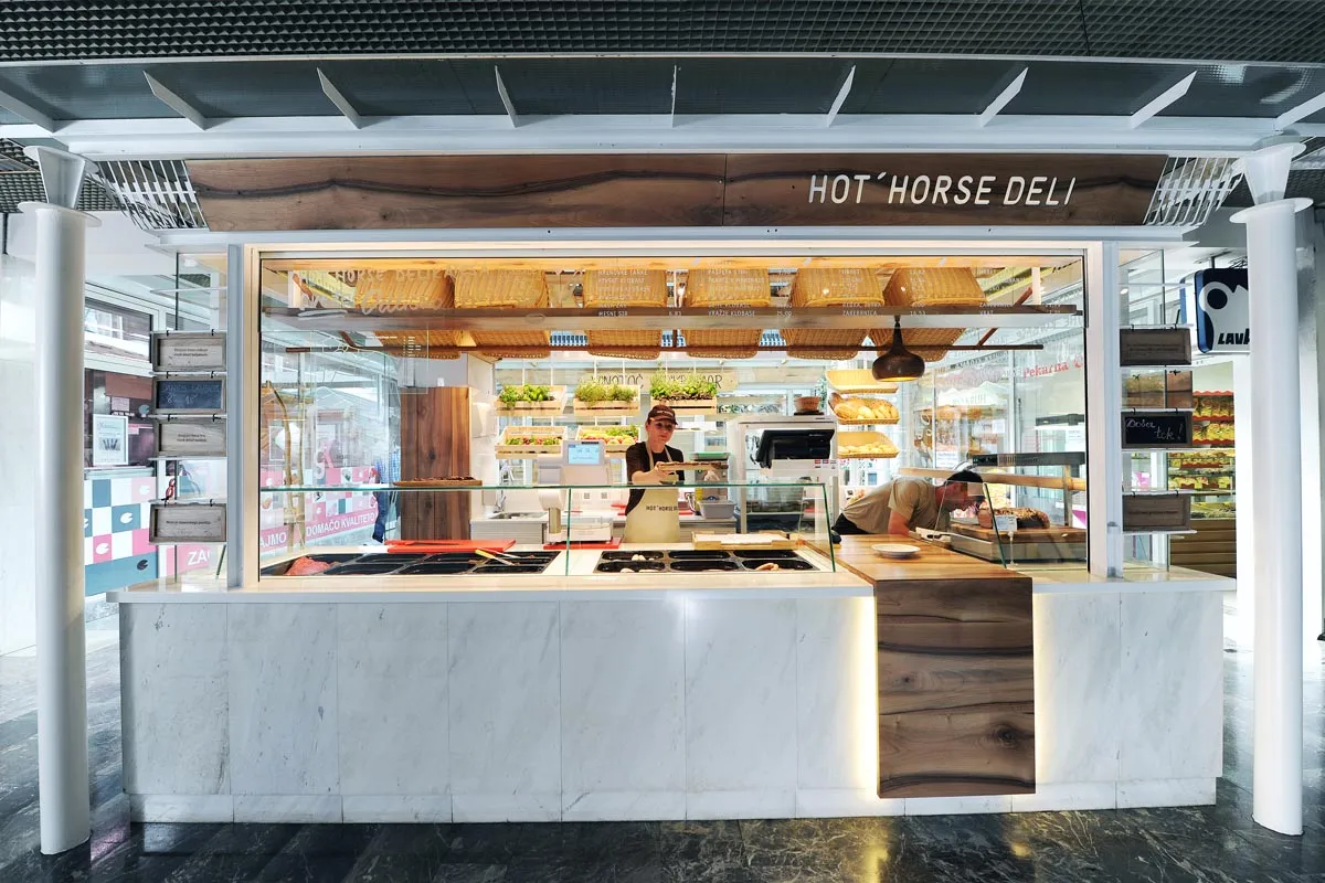 BookNoFees: Snack bar – Hot Horse DELI – Ljubljana – Hot Horse DELI, photo 1