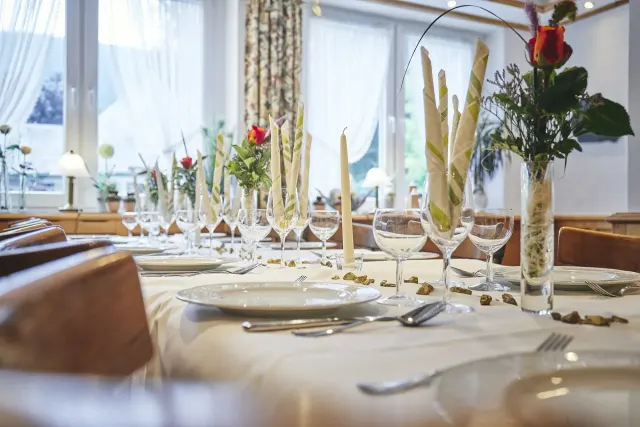 BookNoFees: Restaurant – Hotel Haus Rameil – Lennestadt – Hotel Haus Rameil, photo 2