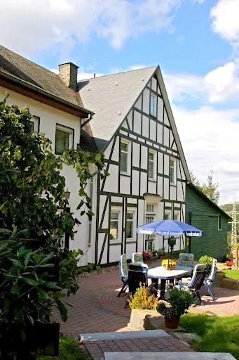 BookNoFees: Restaurant – Baumhoff Jürgen Café Pension – Olpe – Baumhoff Jürgen Café & Guesthouse, photo 2
