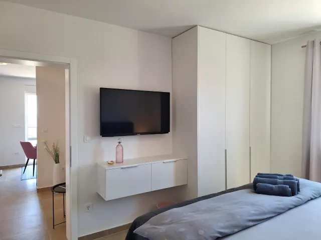 BookNoFees: Penthouse apartment with a stunning panoramic ocean view – Vodice