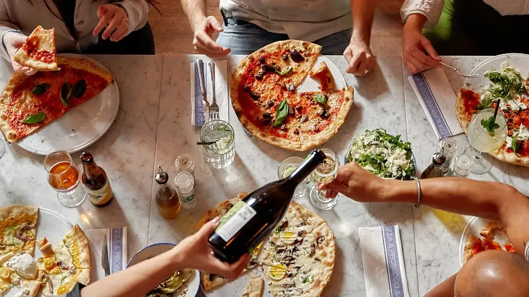 BookNoFees: Restaurant – De Pizzabakkers – Amsterdam – The Pizza Makers, photo 1