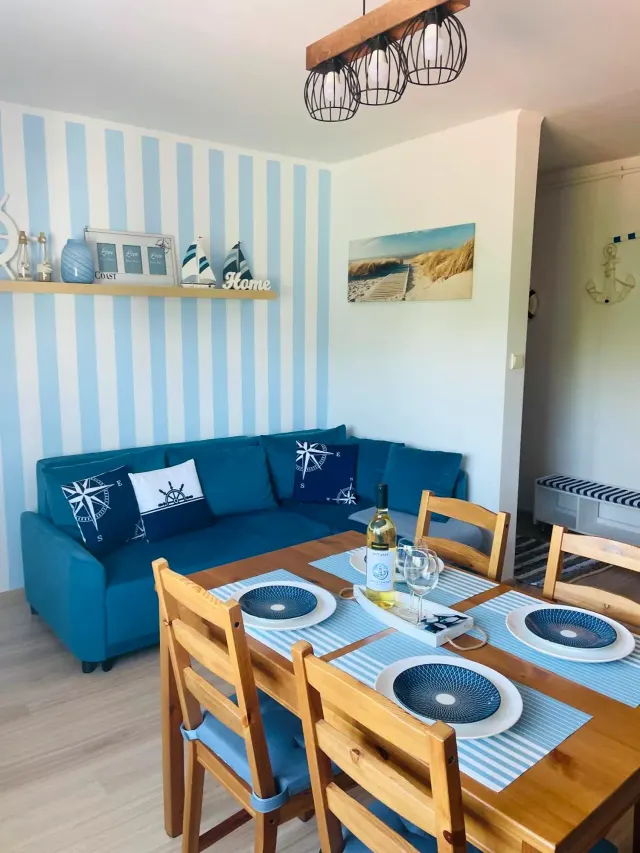 BookNoFees: A ground-floor seaside apartment with a nautical theme – Jarosławiec