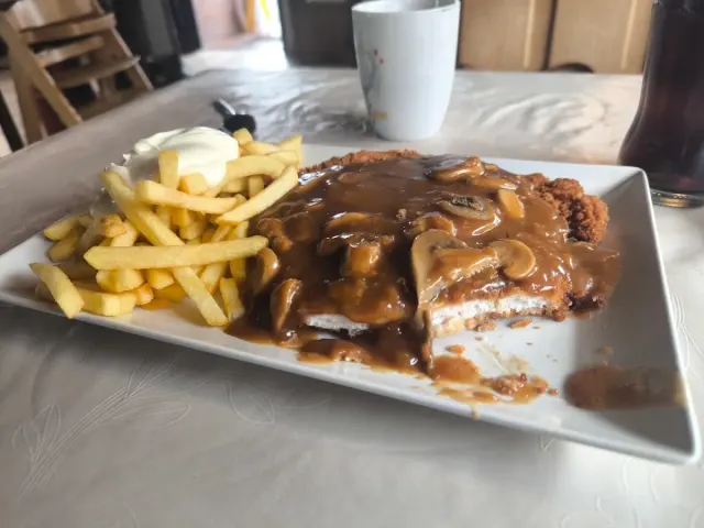 BookNoFees: Restaurant – Eichengrill & Bierpub – Datteln – Eichengrill & Beer Pub, photo 3