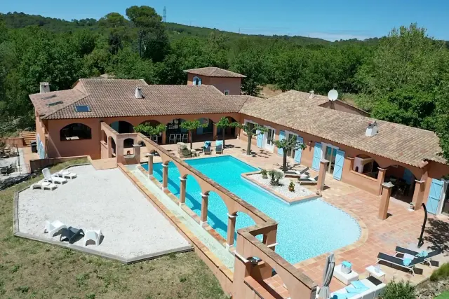 BookNoFees: Les Yuccas –  Sleeps 5, with a pool and air conditioning – TRANS-EN-PROVENCE