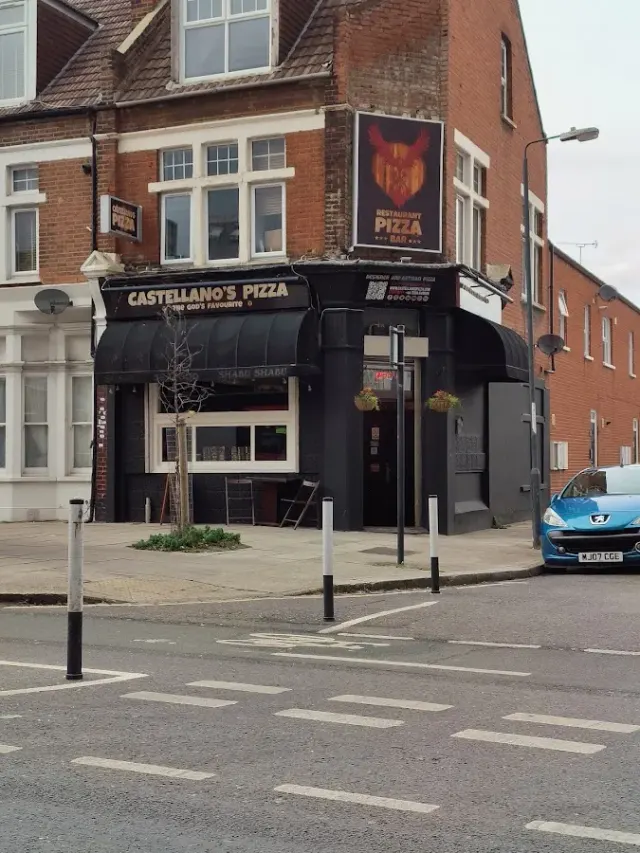 BookNoFees: Castellano's Pizza, London