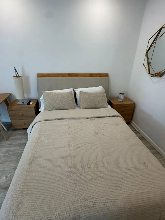 BookNoFees vacation rental in Cutler Bay – Peaceful Central Studio with Private Entrance and Parking