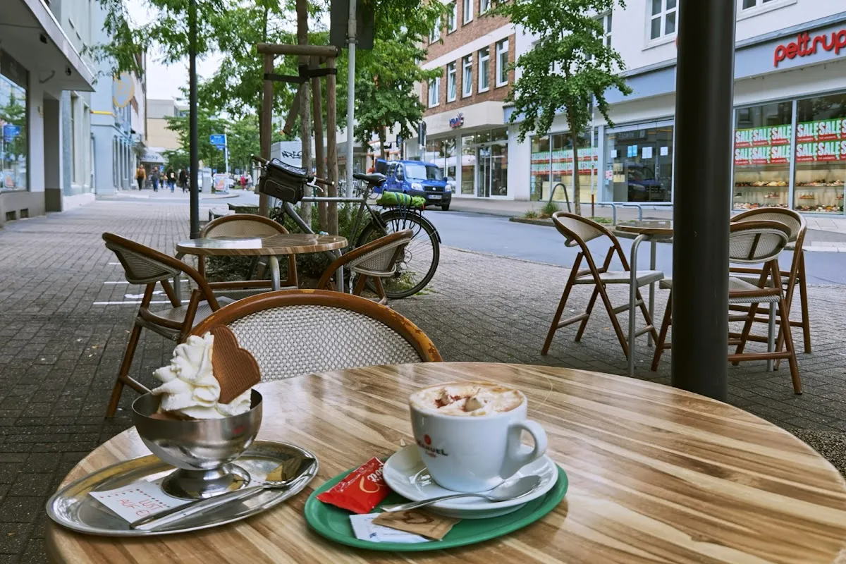 BookNoFees: Ice cream – Tiziana Eiscafé – Dortmund – Tiziana Eiscafé, photo 1