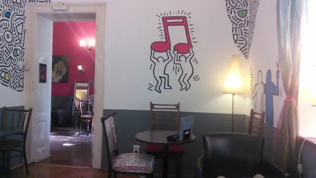 BookNoFees: Café – Caffe Galerija Priča – Belgrade – Caffe Galerija Priča, photo 3
