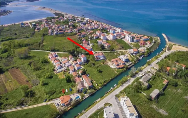 BookNoFees: Quiet studio apartment with a covered entrance and grapevine – Nin