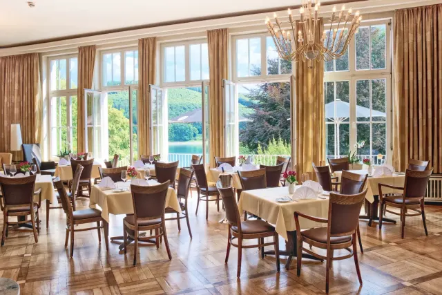 BookNoFees: Restaurant – Welcome Hotel Meschede/Hennesee – Meschede – Welcome to Hotel Meschede/Hennesee, photo 2