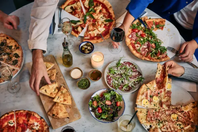 BookNoFees: Restaurant – De Pizzabakkers – Amsterdam – The Pizza Makers, photo 2