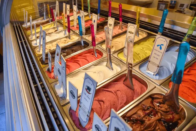 BookNoFees: Ice cream – Levendula Kézműves Fagylaltozó – Budapest – Lavender Artisan Ice Cream Shop, photo 2