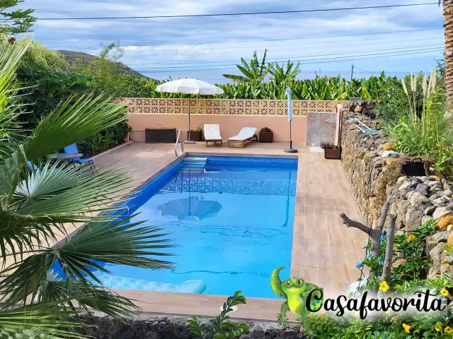 BookNoFees vacation rental in Buen Paso – Casafavorita - Ocean and Teide Views for Two