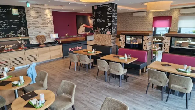 BookNoFees: Restaurant – Autohof Lippetal – Lippetal – Lippetal Truck Stop, photo 2