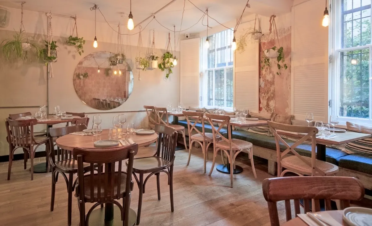BookNoFees: Restaurant – Delamina East – London – Delamina East, photo 1