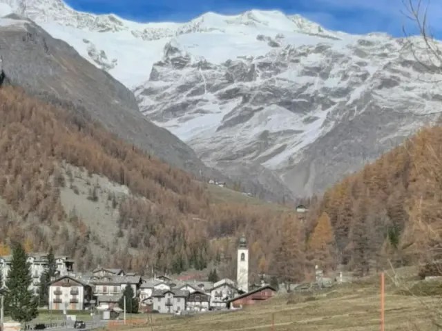 BookNoFees: Cozy house with fireplace and mountain view – Gressoney-La-Trinité