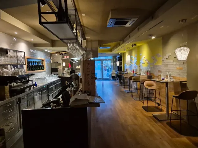 BookNoFees: Pane e Vino, Siegen