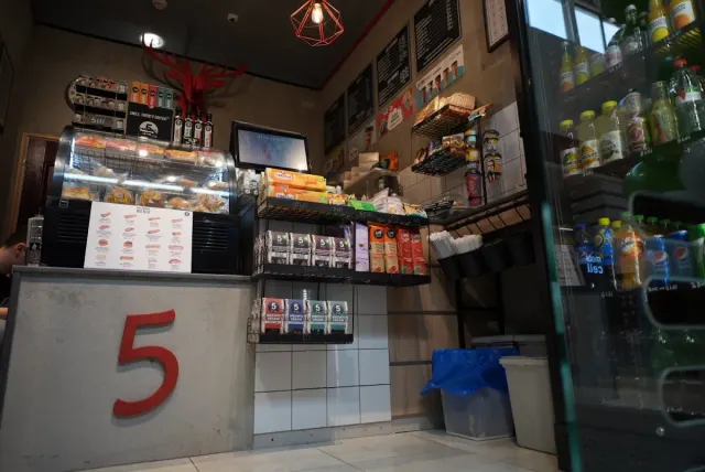 BookNoFees: Restaurant – 5 to go – Bucharest – 5 to go, photo 3