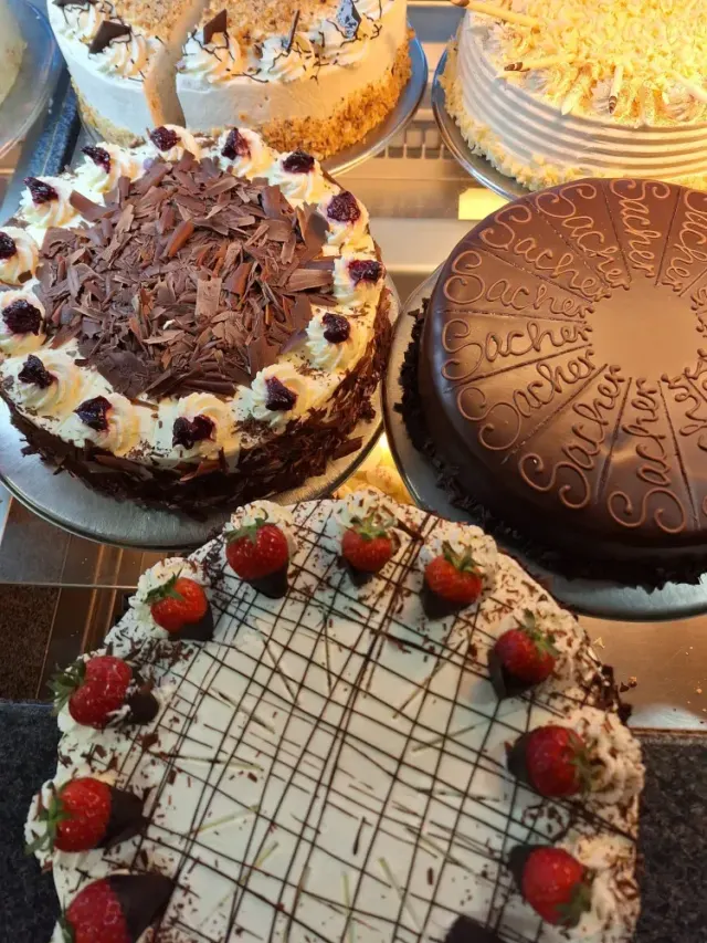 BookNoFees: Bakery – Bäckerei Café Hamich – Bestwig – Hamich Bakery & Café, photo 2