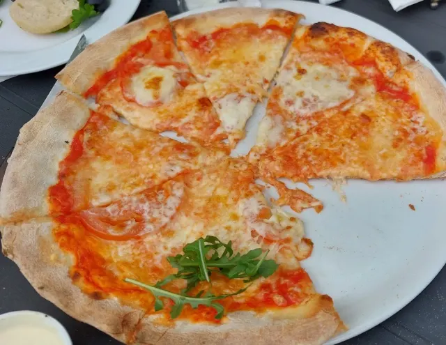 BookNoFees: Restaurant – Pizzeria bei Toni – Gevelsberg – Toni's Pizzeria, photo 2