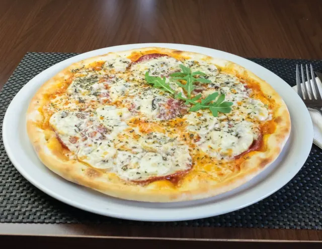 BookNoFees: Testa Rossa Pizzeria & Dönerhaus, Meschede