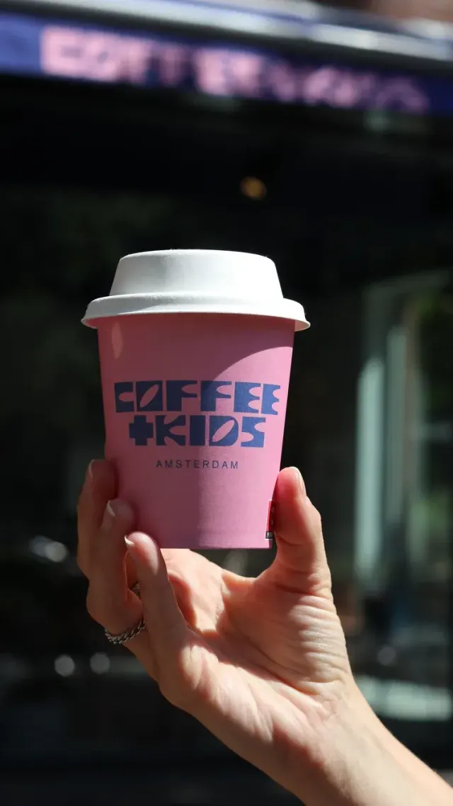 BookNoFees: Café – Coffee and Kids – Amsterdam – Coffee and Kids, photo 2