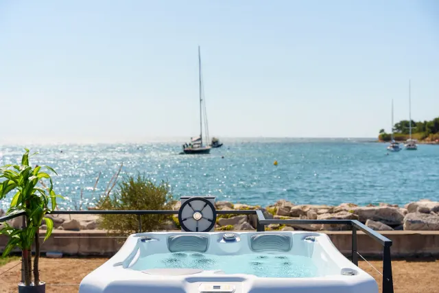 BookNoFees: transient house sa Novigrad – Luxury Sea House Pearl Infinity – Eksklusibong houseboat sa Novigrad
