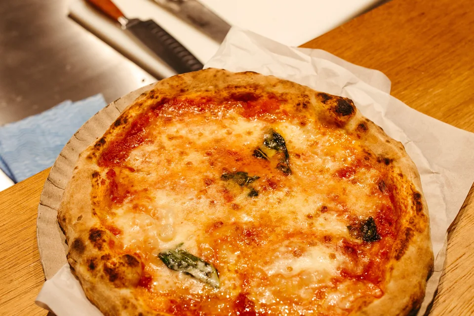 BookNoFees: Halimbawa ng larawan: Pizza