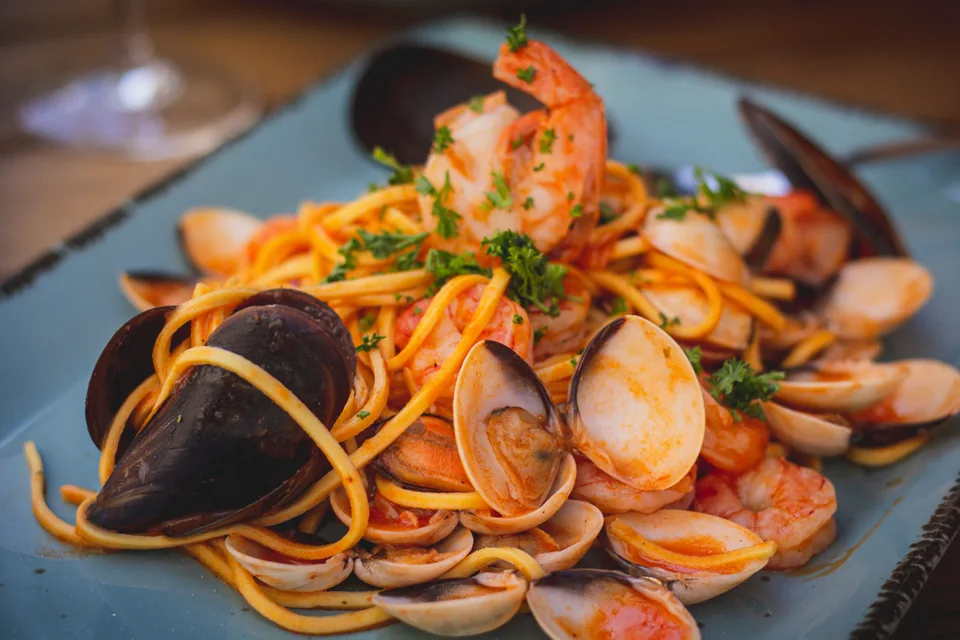 BookNoFees: Halimbawa ng larawan: Spaghetti na may kabibe